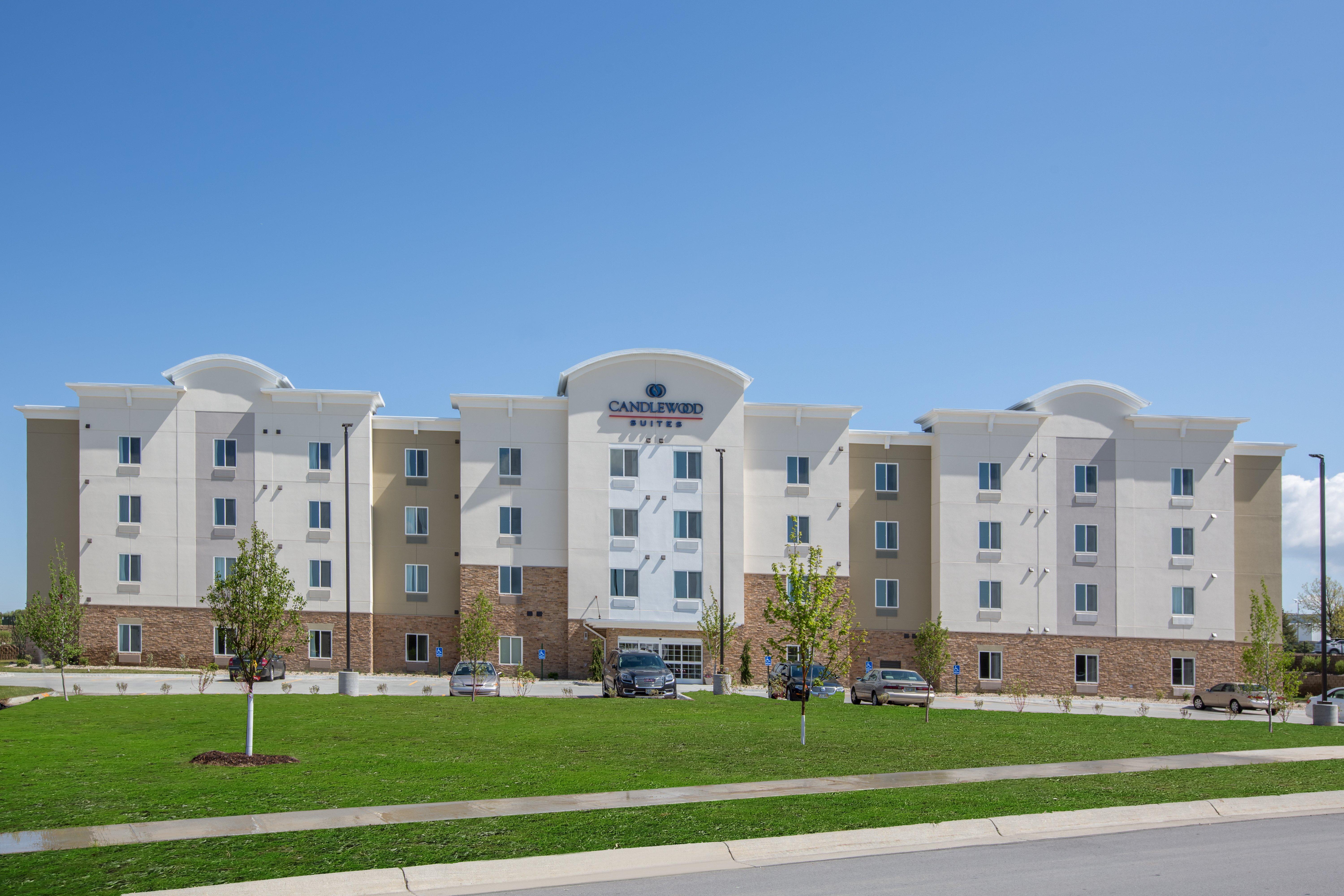Candlewood Suites - Omaha Millard Area By Ihg Exterior foto